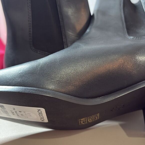 Tory Burch Chelsea Classic Ankle Boots/Dust Bag Black Nappa Leather 8.5 NWT - Picture 8 of 8